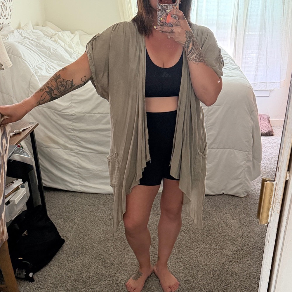 Lightweight linen taupe Women’s Coverup Kimono